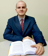 Max Xavier Rocinholi